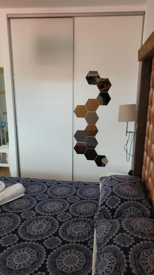 Modern Stylish Near Apartament